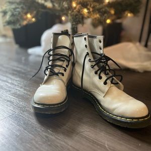 White patent leather Doc Martens Women’s size 10